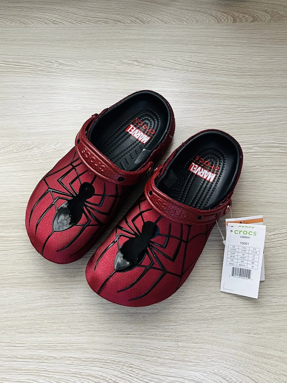 Crocs Spider Man - rouge