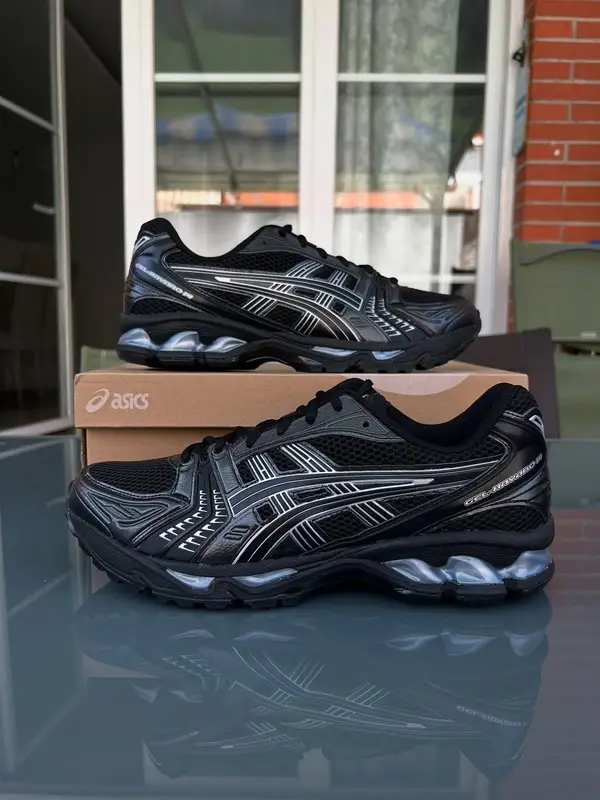 ASICS Gel Kayano 14