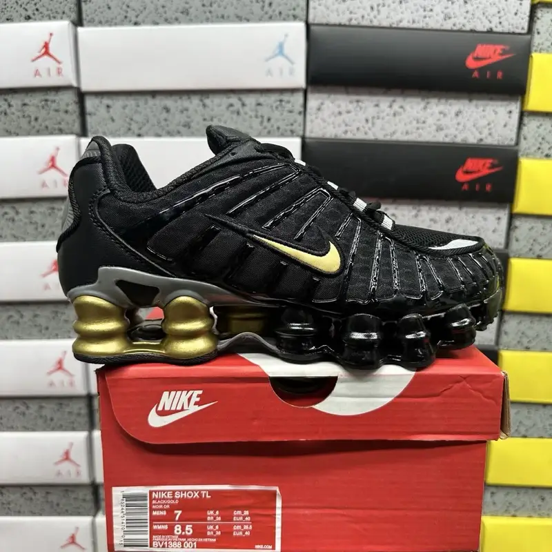 Nike Shox