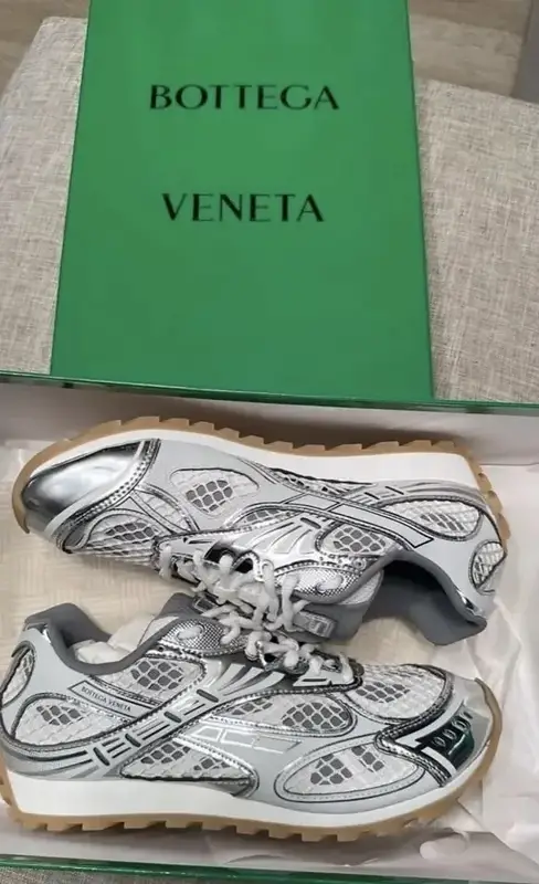 Bottega Veneta