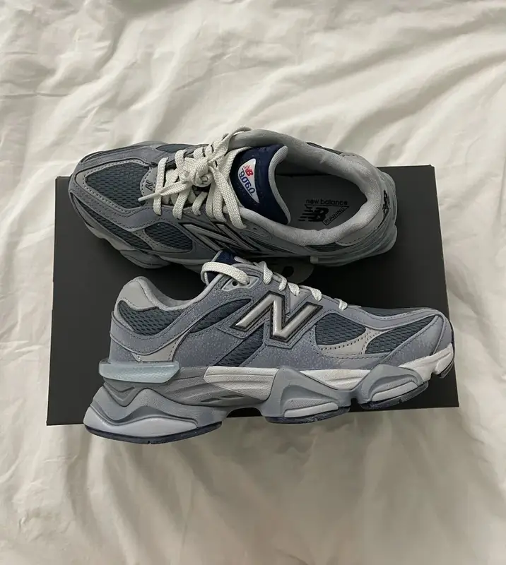 New Balance 9060