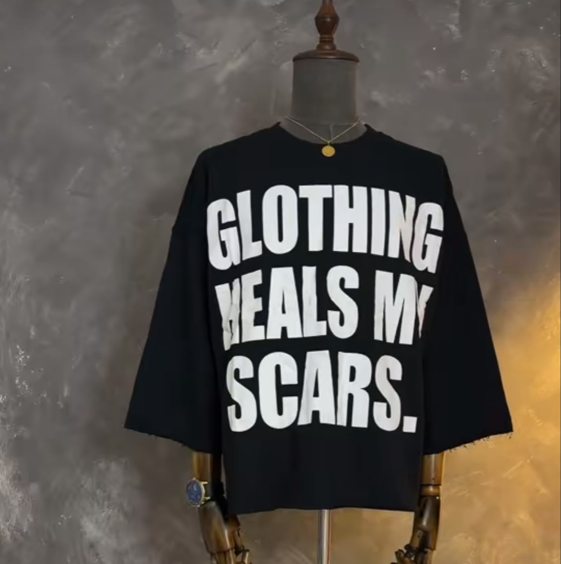 T-shirt oversize · manches courtes - modèle 1